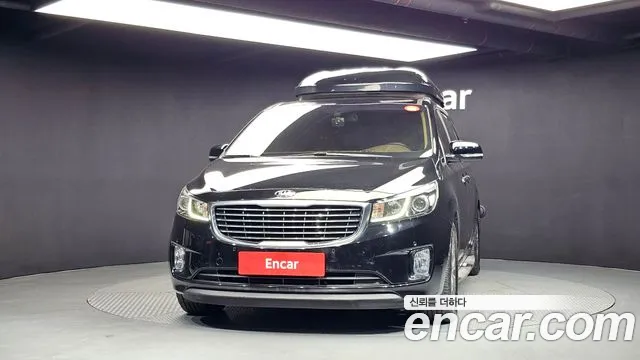 Kia Carnival 2016 thumb 3