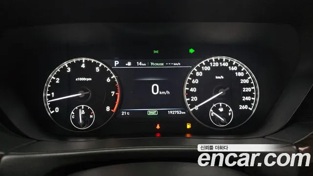 Genesis G90 2016 thumb 8
