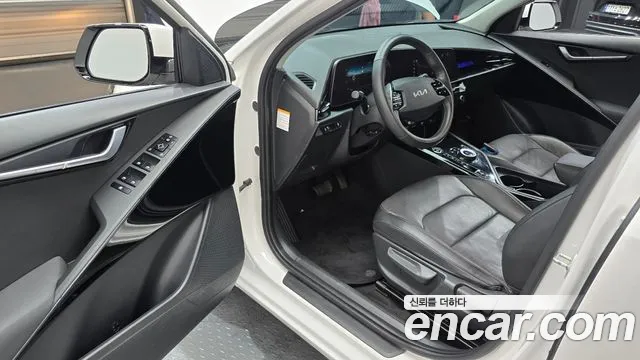 Kia Niro 2022 thumb 10