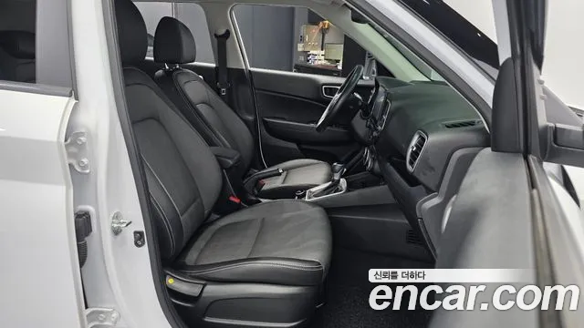 Hyundai Venue 2019 thumb 10