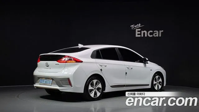 Hyundai IONIQ 6 2017 thumb 2