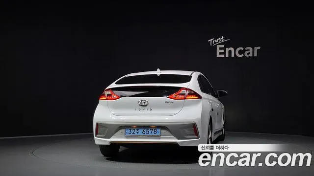 Hyundai IONIQ 6 2017 thumb 4