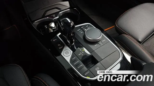 BMW 1-Series 2021 thumb 9