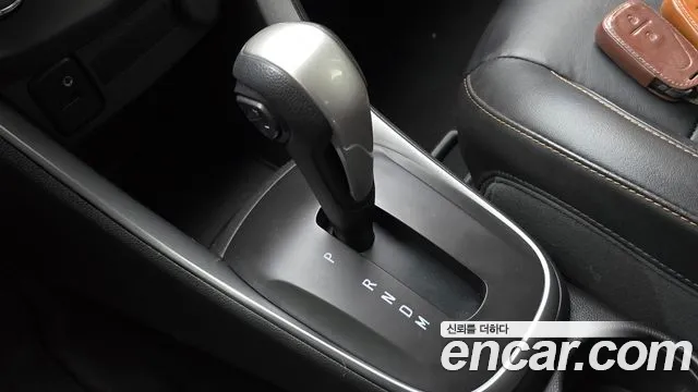 ChevroletGMDaewoo Tracker 2017 thumb 9