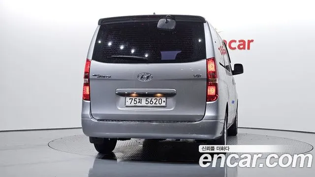 Hyundai Starex 2016 thumb 4