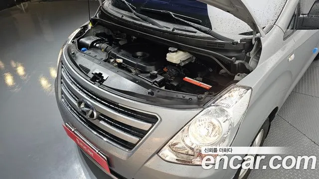 Hyundai Starex 2016 thumb 6