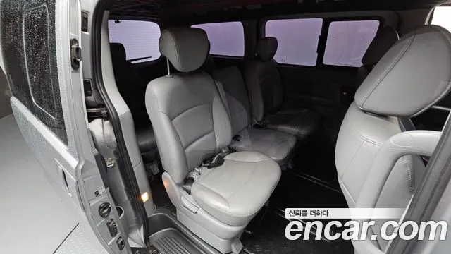 Hyundai Starex 2016 thumb 11