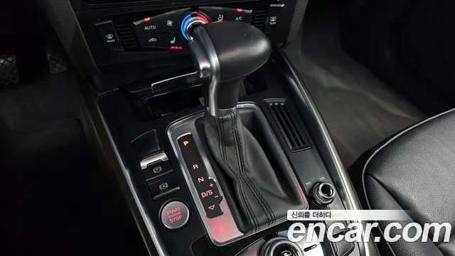 Audi Q5 2016 thumb 9