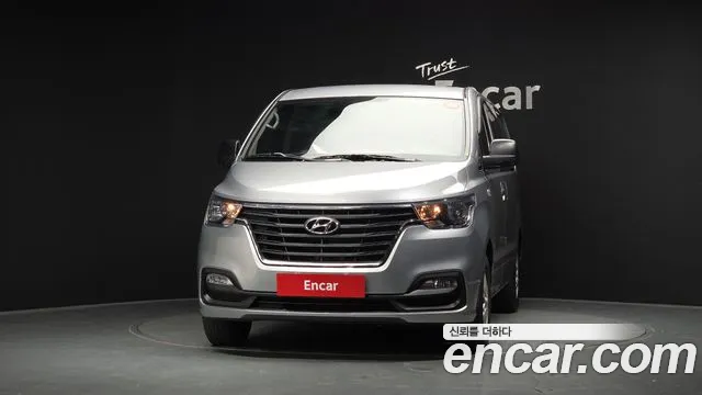 Hyundai Starex 2019 thumb 3