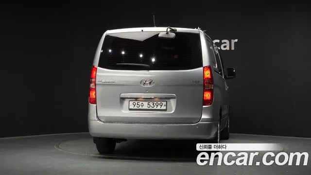 Hyundai Starex 2019 thumb 4