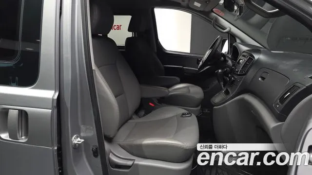 Hyundai Starex 2019 thumb 12