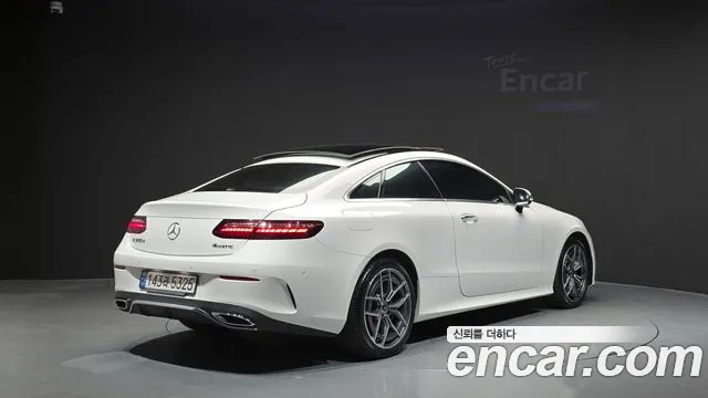 Mercedes-Benz E-Класс 2023 thumb 2