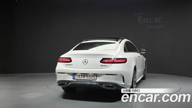 Mercedes-Benz E-Класс 2023 thumb 4