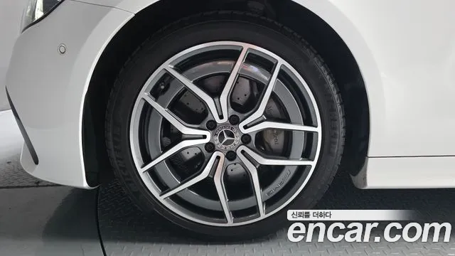 Mercedes-Benz E-Класс 2023 thumb 5