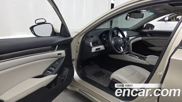 Honda Accord 2019 thumb 10