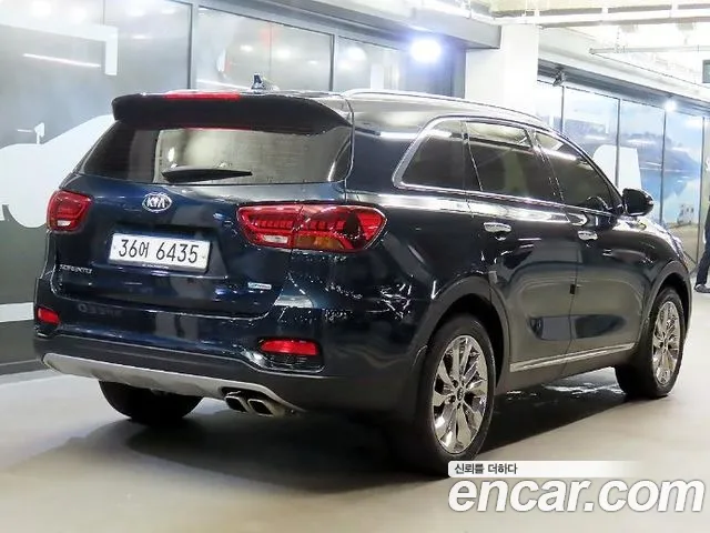 Kia Sorento 2017 thumb 4