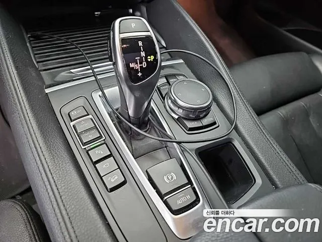 BMW X6 2016 thumb 8