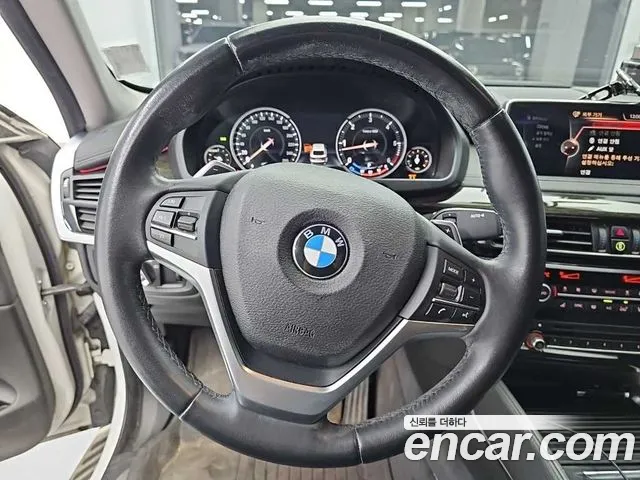 BMW X6 2016 thumb 9