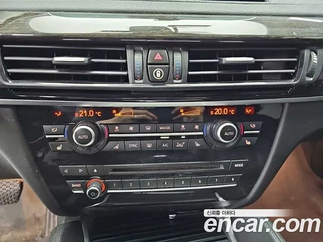 BMW X6 2016 thumb 10