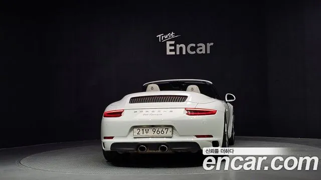 Porsche 911 2017 thumb 4