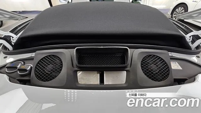 Porsche 911 2017 thumb 6