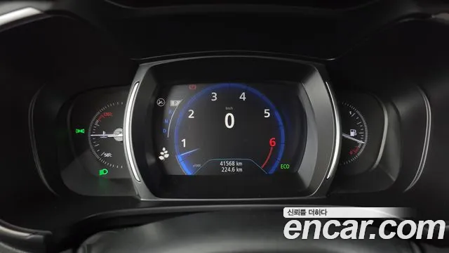 Renault-KoreaSamsung Koleos 2020 thumb 8