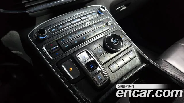 Hyundai Santa Fe 2020 thumb 9