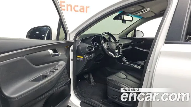 Hyundai Santa Fe 2019 thumb 10