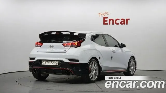 Hyundai Veloster 2019 thumb 2