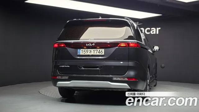 Kia Carnival 2022 thumb 4