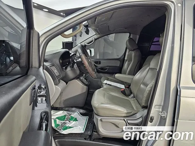 Hyundai Starex 2015 thumb 7