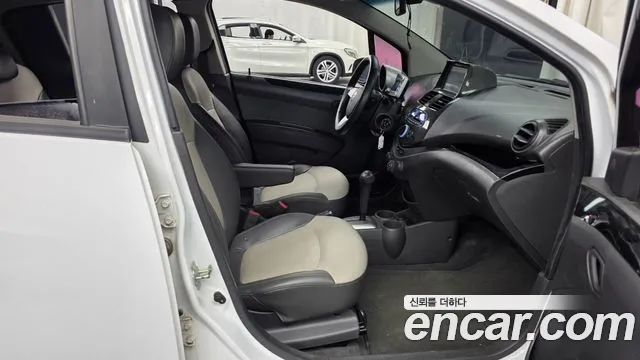 ChevroletGMDaewoo Spark 2011 thumb 12