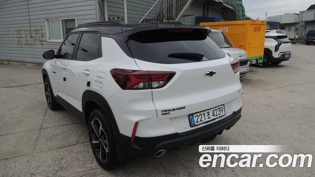 ChevroletGMDaewoo TrailBlazer 2020 thumb 6