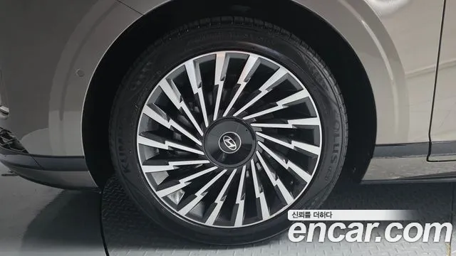 Hyundai Grandeur 2023 thumb 5