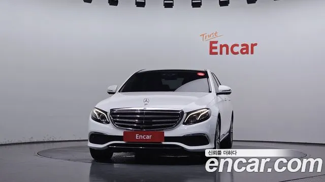 Mercedes-Benz E-Класс 2019 thumb 3