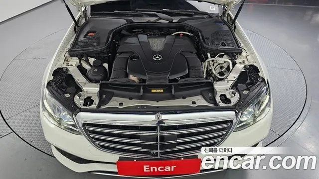 Mercedes-Benz E-Класс 2019 thumb 6