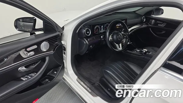 Mercedes-Benz E-Класс 2019 thumb 10