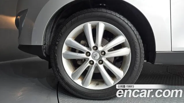 Hyundai Tucson 2011 thumb 5