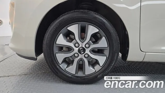 Kia Morning 2015 thumb 5