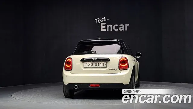 MINI Hatch 2016 thumb 4