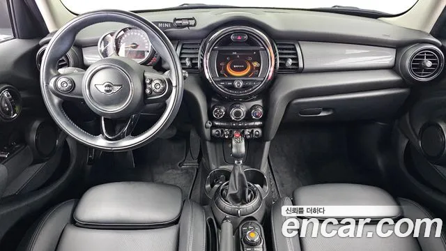 MINI Hatch 2016 thumb 7
