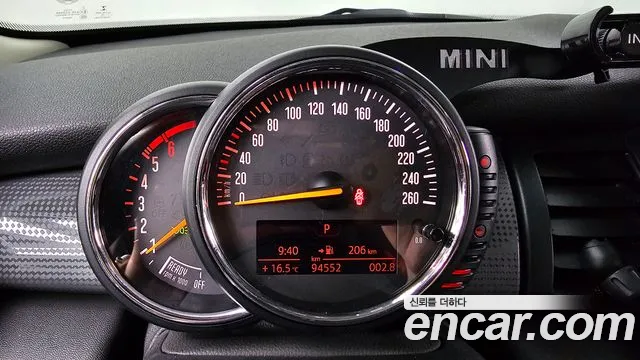 MINI Hatch 2016 thumb 8