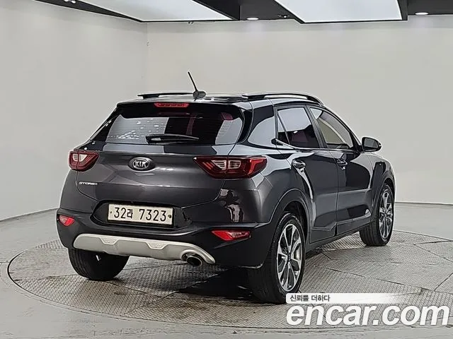 Kia Stonic 2017 thumb 4