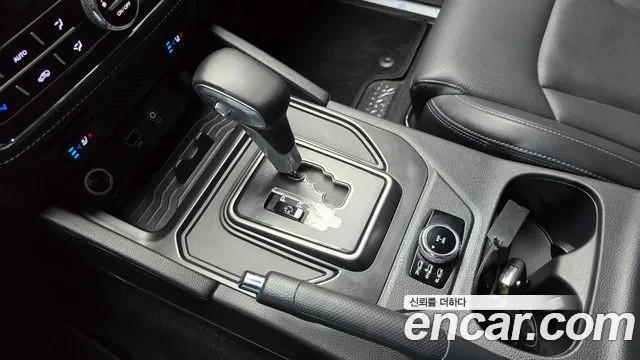 KG_Mobility_Ssangyong Rexton 2021 thumb 9