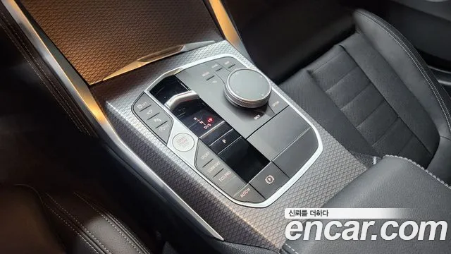 BMW 4-Series 2026 thumb 9