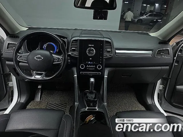 Renault-KoreaSamsung Koleos 2019 thumb 6