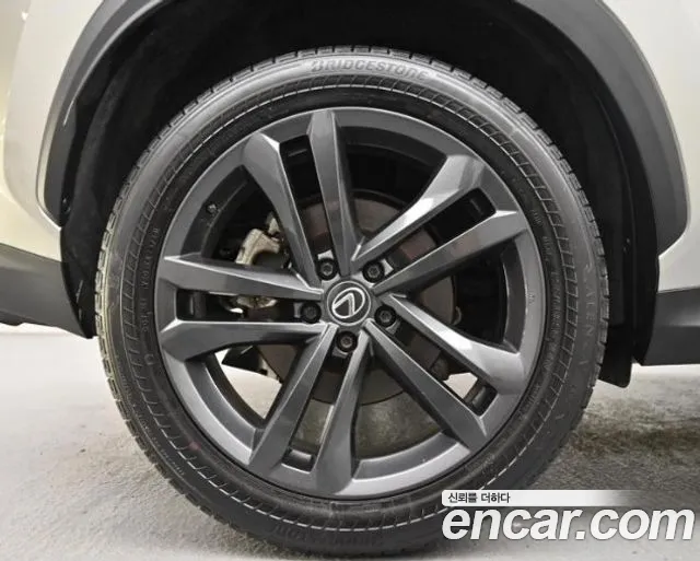Lexus NX 2024 thumb 5