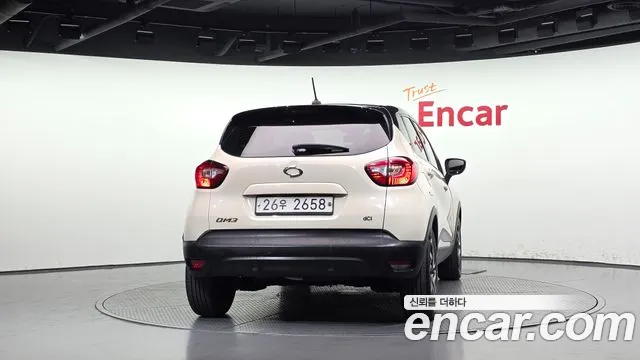 Renault-KoreaSamsung Captur 2014 thumb 4