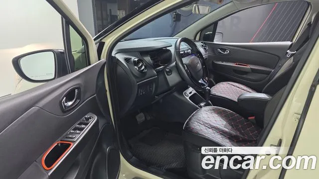 Renault-KoreaSamsung Captur 2014 thumb 10