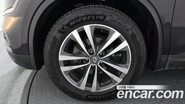 Renault-KoreaSamsung Koleos 2018 thumb 5